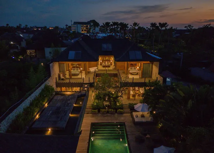 Eko Villa Seminyak - Tropical Villa, Walk To Beach